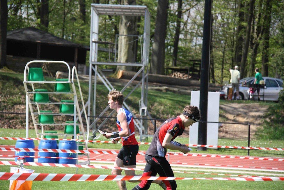 Les repaires sur une piste d'athlétisme - Rochefort Sport Athlétisme